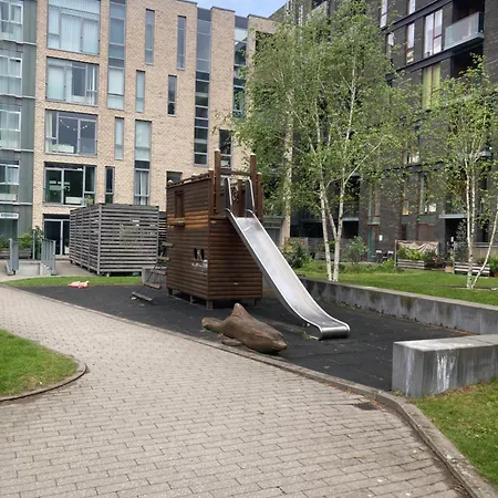 With Amazing Water View Apartment *